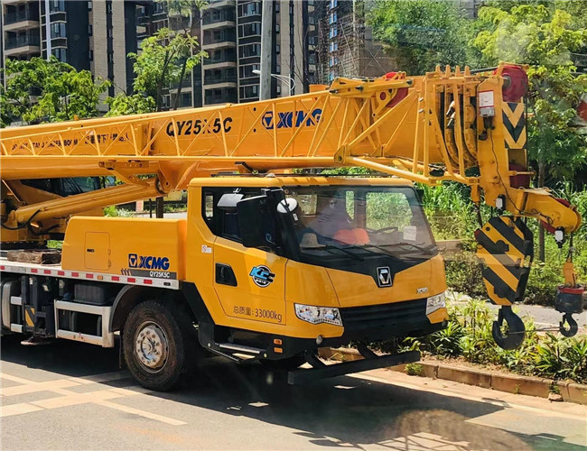 根河市大件设备吊装租赁吊车