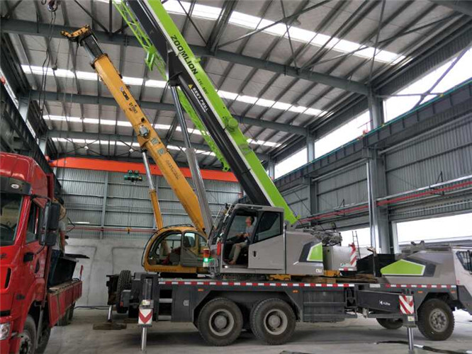 根河市高空车出租需要注意哪些安全事项？